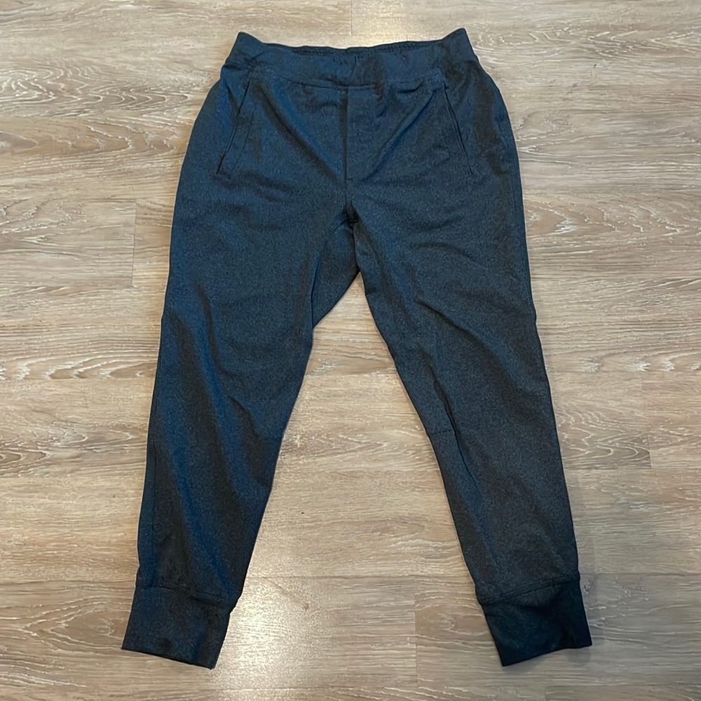 Lululemon Intent Jogger Size XL